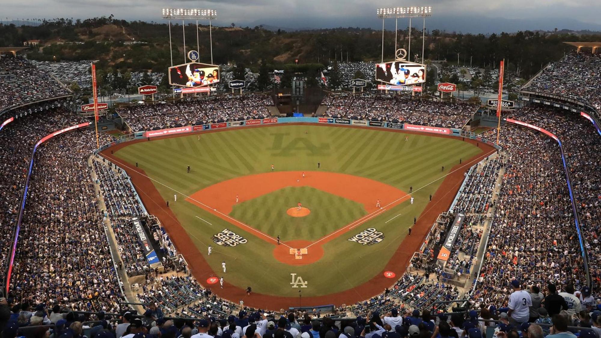 Los Angeles Athletic Club — Photos 1